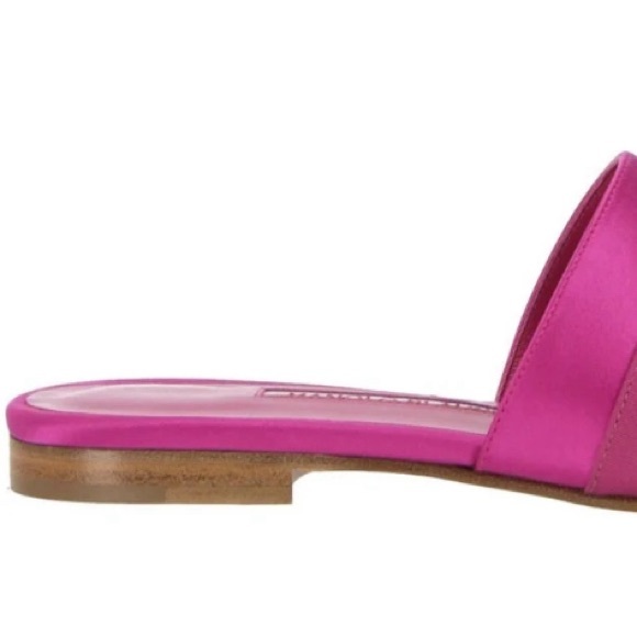 NEW Manolo Blahnik Embellished Slip-On Sandals size 39 - Picture 4 of 4